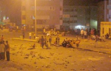 الطريق الدائري مقطوعا في ساعة متأخرة من الليل الطريق الدائري مقطوعا في ساعة متأخرة من الليل
