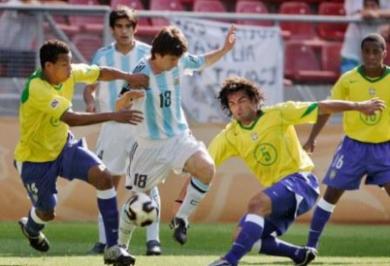 الارجنتين بعد اجتياز البرازيل .. مهمة صعبة أمام نسور افريقيا