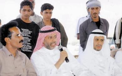 أعلن المهندس عبدالله أحمد بقشان عن تقديمه لمليون ريال يمني للفائز ضمن العشرة الأوائل للمرحلة الثانوية على مستوى الجمهورية من أبناء مديرية دوعن أعلن المهندس عبدالله أحمد بقشان عن تقديمه لمليون ريال يمني للفائز ضمن العشرة الأوائل للمرحلة الثانوية على مستوى الجمهورية من أبناء مديرية دوعن