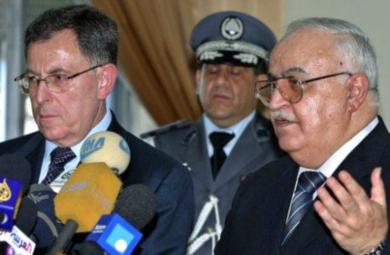 رئيس الوزراء اللبناني في مؤتمر صحفي مشترك مع نظيره السوري ناجي العطري 