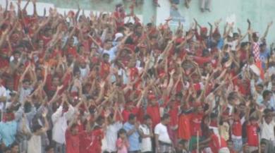 الجمهور التلالي احتفل بفوز فريقه بالمباراة
