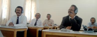 المحافظ ومسؤولو السلطة المحلية بقسم اللغة الانجليزية بكلية المجتمع المحافظ ومسؤولو السلطة المحلية بقسم اللغة الانجليزية بكلية المجتمع