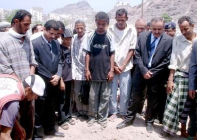 محافظ عدن ونائبه كان من بين الحضور محافظ عدن ونائبه كان من بين الحضور