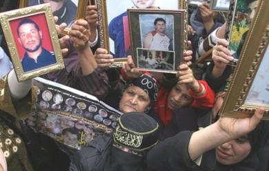 الفلسطينيون يحيون "يوم الاسير"