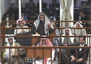 جانب من محاكمة الرئيس العراقي المخلوع صدام حسين وسبعة من مساعديه 