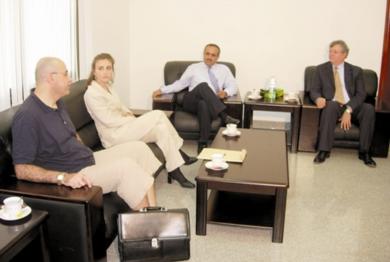 ويستقبل وفد مبادرة الشراكة الأمريكية الشرق أوسطية