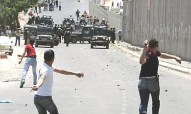 مواجهات بين متظاهرين وجنود اسرائيليين