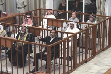 أثناء محاكمة صادم حسين وسبعة من معاونية يوم أمس
