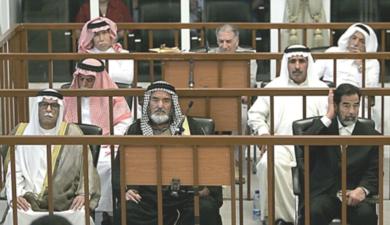 جانب من محاكمة الرئيس العراقي المخلوع صدام حسين وسبعة من معاونيه