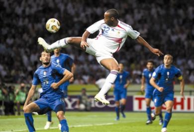هنري اكثر اللاعبين ارتكابا للأخطاء هنري اكثر اللاعبين ارتكابا للأخطاء