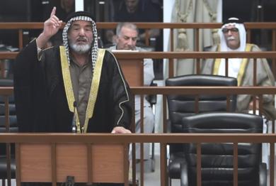صدام ومتهمون آخرون ومحامو الدفاع يقاطعون المحاكمة لليوم الثاني