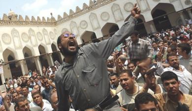 جانب من المحتجين