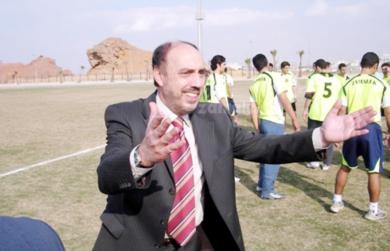 مدحت يقول ان جاكودا يعامل النجوم بشكل غير جيد مدحت يقول ان جاكودا يعامل النجوم بشكل غير جيد