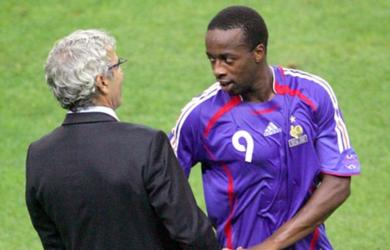 المدرب دومينيك مع الاعب جوفو المدرب دومينيك مع الاعب جوفو