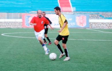 لقطة لقدامى الاهلي والصقر لقطة لقدامى الاهلي والصقر
