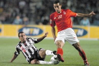 أبو تريكه سجل هدفا في الوقت القاتل أهدى به الكأس للأهلي أبو تريكه سجل هدفا في الوقت القاتل أهدى به الكأس للأهلي