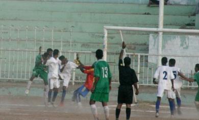 لقطة من مباراة نصر الضالع وهلال جعار