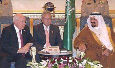الامير سلطان بن عبدالعزيز يستقبل نائب الرئيس الاميركي ديك تشيني