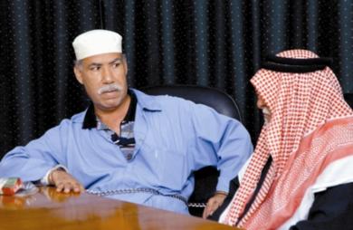 برزان التكريتي (يسار) مع عواد البندر في أولى جلسات المحاكمة في قضية الدجيل برزان التكريتي (يسار) مع عواد البندر في أولى جلسات المحاكمة في قضية الدجيل