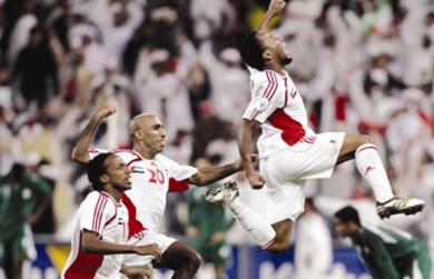 اسماعيل مطر جعل الامارات في العلالي بهدفه القاتل اسماعيل مطر جعل الامارات في العلالي بهدفه القاتل