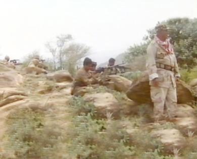 صورة من الارشيف للمعارك السابقة مع اتباع الحوثي في جبال صعدة صورة من الارشيف للمعارك السابقة مع اتباع الحوثي في جبال صعدة
