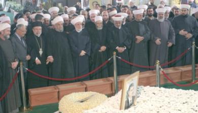 زعماء الطوائف الاسلامية يزورون ضريح الحريري