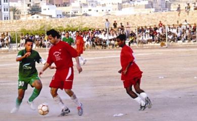 لقطة من المباراة لقطة من المباراة