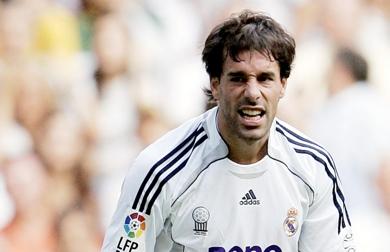 نستلروي : الدوري أهم من لقب الهداف نستلروي : الدوري أهم من لقب الهداف