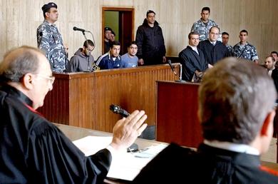 محاكمة المتهمين بمحاولة تفجير قطارات في ألمانيا