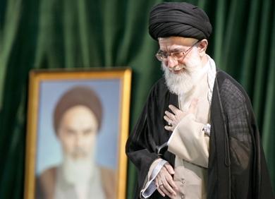 آية الله علي خامنئي الزعيم الاعلى الايراني