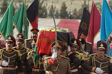 تشييع جثمان الملك محمد ظاهر شاه