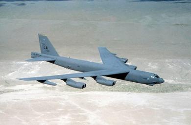 صورة من الارشيف لقاذفة B-52 صورة من الارشيف لقاذفة B-52