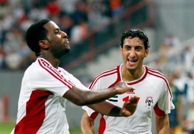 لاعبو الامارات افرحوا جمهورهم بخماسية لاعبو الامارات افرحوا جمهورهم بخماسية