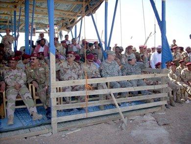 قيادات عسكرية وخبراء أميركان يشهدون المناورة قيادات عسكرية وخبراء أميركان يشهدون المناورة