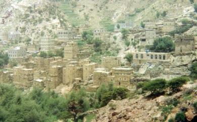 منظر لعدينة /حرير منظر لعدينة /حرير