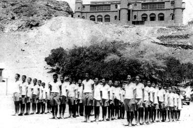 مدرسة جبل حديد (كلية أبناء السلاطين) مدرسة جبل حديد (كلية أبناء السلاطين)