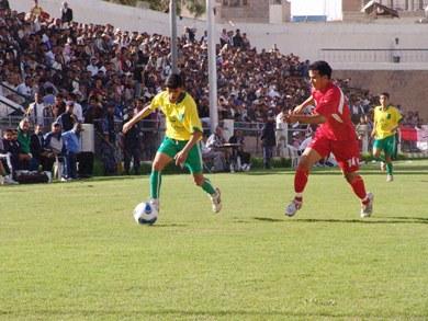 لقطة من المباراة لقطة من المباراة