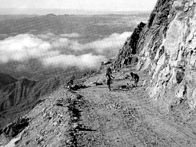 طريق مكيراس ـ لودر عام 1961 (سلطنة العواذل) طريق مكيراس ـ لودر عام 1961 (سلطنة العواذل)