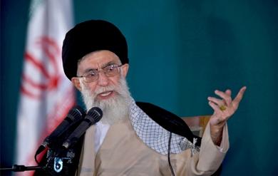 آية الله علي خامنئي الزعيم الأعلى الإيراني