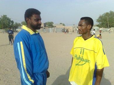 اللاعب بسباس مع مدربه الذي ارتبط به لسنوات طويلة اللاعب بسباس مع مدربه الذي ارتبط به لسنوات طويلة
