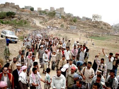أثناء استقبال الجثمان بيافع أثناء استقبال الجثمان بيافع