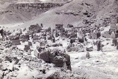 اطلال قارة الصناهج بمستوطنة(مريمة) اطلال قارة الصناهج بمستوطنة(مريمة)