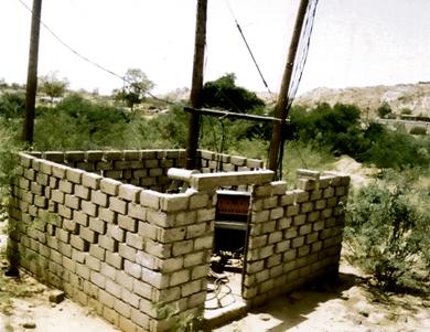 خطوط شبكة التيار الكهربائي أوهن من بيت العنكبوت خطوط شبكة التيار الكهربائي أوهن من بيت العنكبوت