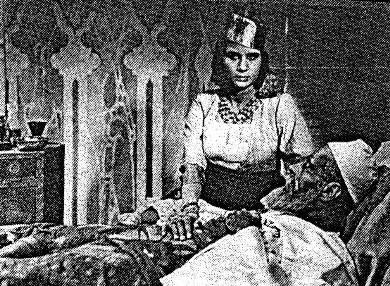 أم كلثوم ومنسي فهمي في (وداد) 1936 أم كلثوم ومنسي فهمي في (وداد) 1936