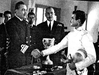 أحمد مظهر ونظيم شعراوي في (عمالقة البحر) 1960 أحمد مظهر ونظيم شعراوي في (عمالقة البحر) 1960