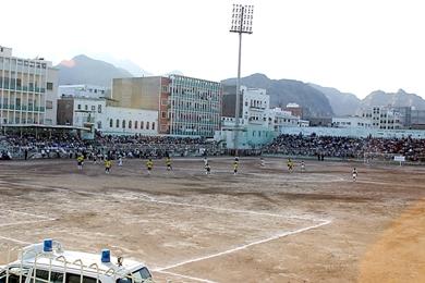 الجماهير تترقب انطلاق البطولة الجماهير تترقب انطلاق البطولة