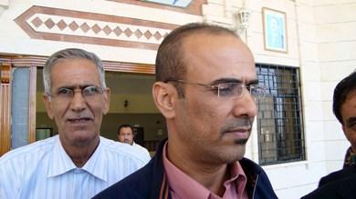 محافظ أبين أحمد الميسري في حفل توقيع الاتفاقية محافظ أبين أحمد الميسري في حفل توقيع الاتفاقية