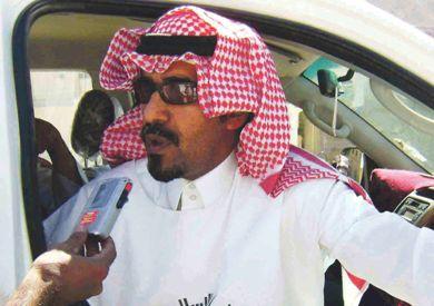 السيد د.سلطان بن سعد القحطاني رئيس فريق الإغاثة الإسلامية العالمية يتحدث لمراسل «الأيام» أمس السيد د.سلطان بن سعد القحطاني رئيس فريق الإغاثة الإسلامية العالمية يتحدث لمراسل «الأيام» أمس