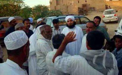 الحبيب الجفري أثناء لقائه بالأهالي الحبيب الجفري أثناء لقائه بالأهالي