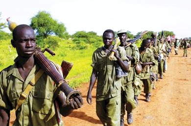 صورة من الأرشيف تظهر إعادة انتشار جيش التحرير الشعبي السوداني جنوب ايبي في يوليو الماضي بعد أن أطلقتهم قوات الأمم المتحدة صورة من الأرشيف تظهر إعادة انتشار جيش التحرير الشعبي السوداني جنوب ايبي في يوليو الماضي بعد أن أطلقتهم قوات الأمم المتحدة